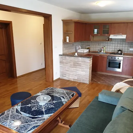 Karabegovic * Bihać