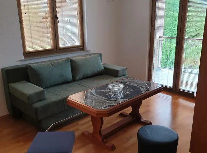 Karabegovic * Bihać